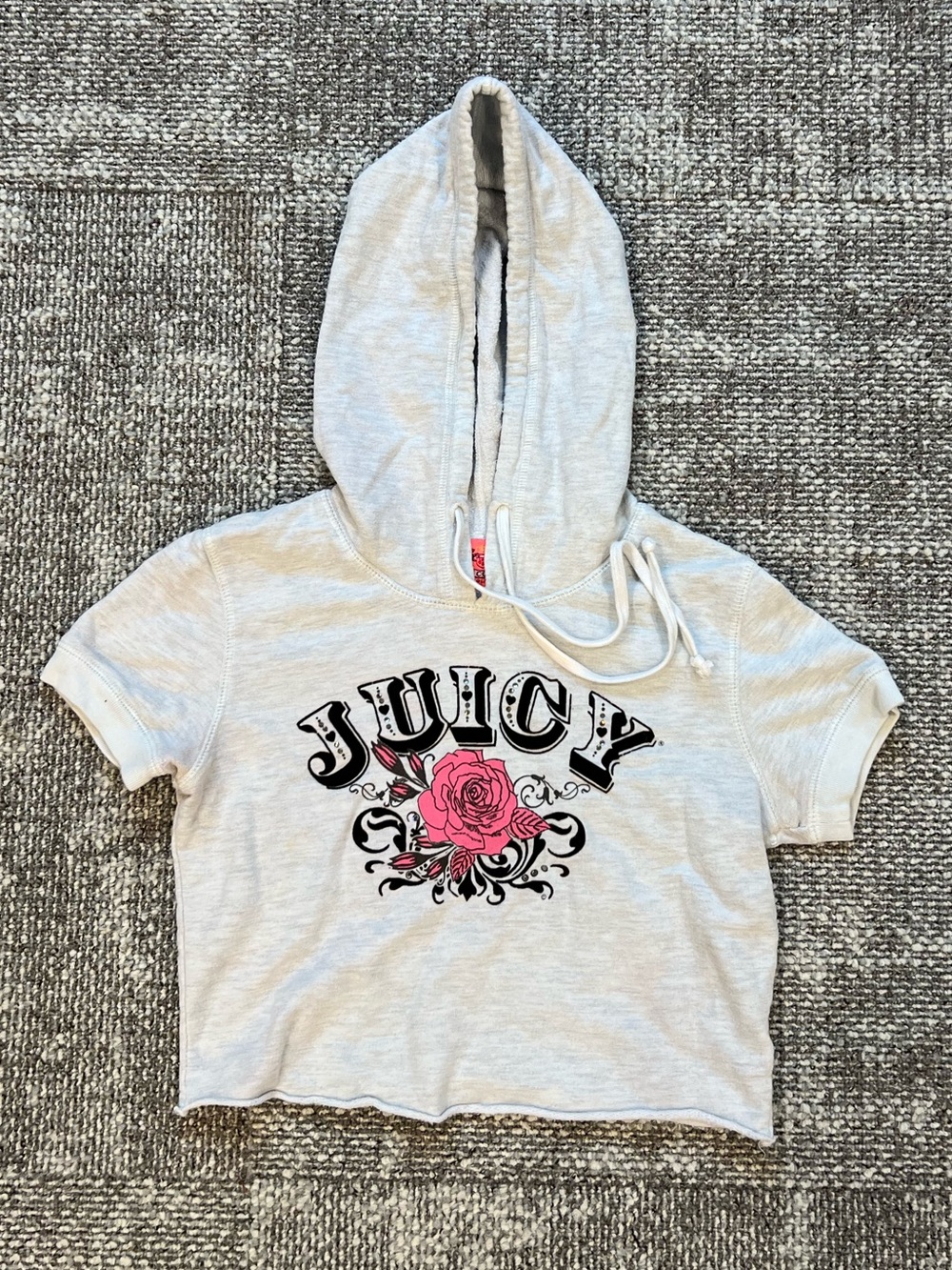 Juicy Couture Vintage Y2K Light Gray Hooded Crop Tee with Pink Rose Graphic